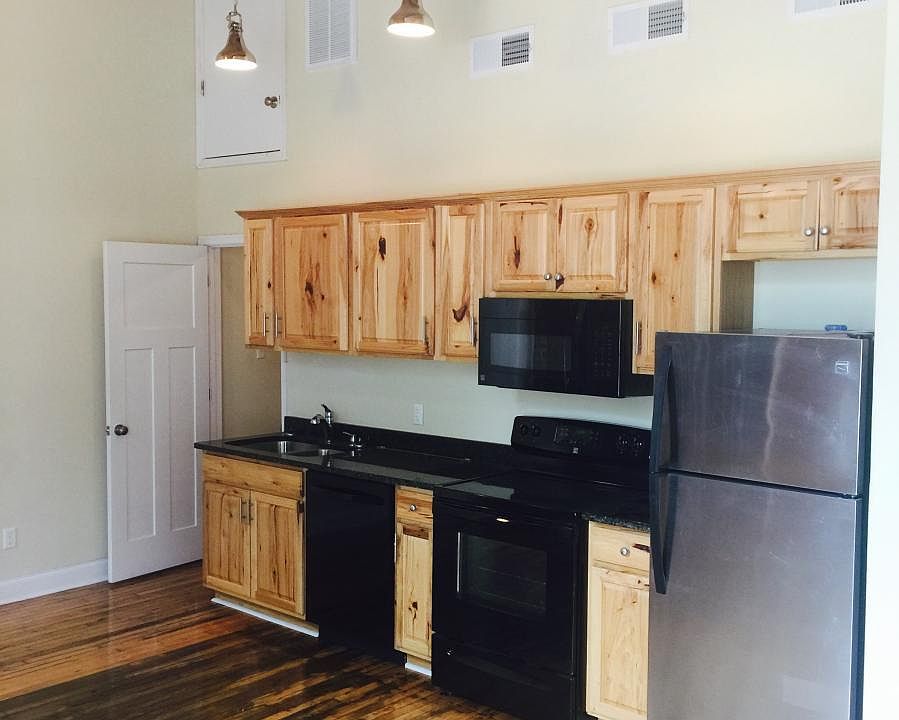 1st image of 2740 Fort Ave APT 201