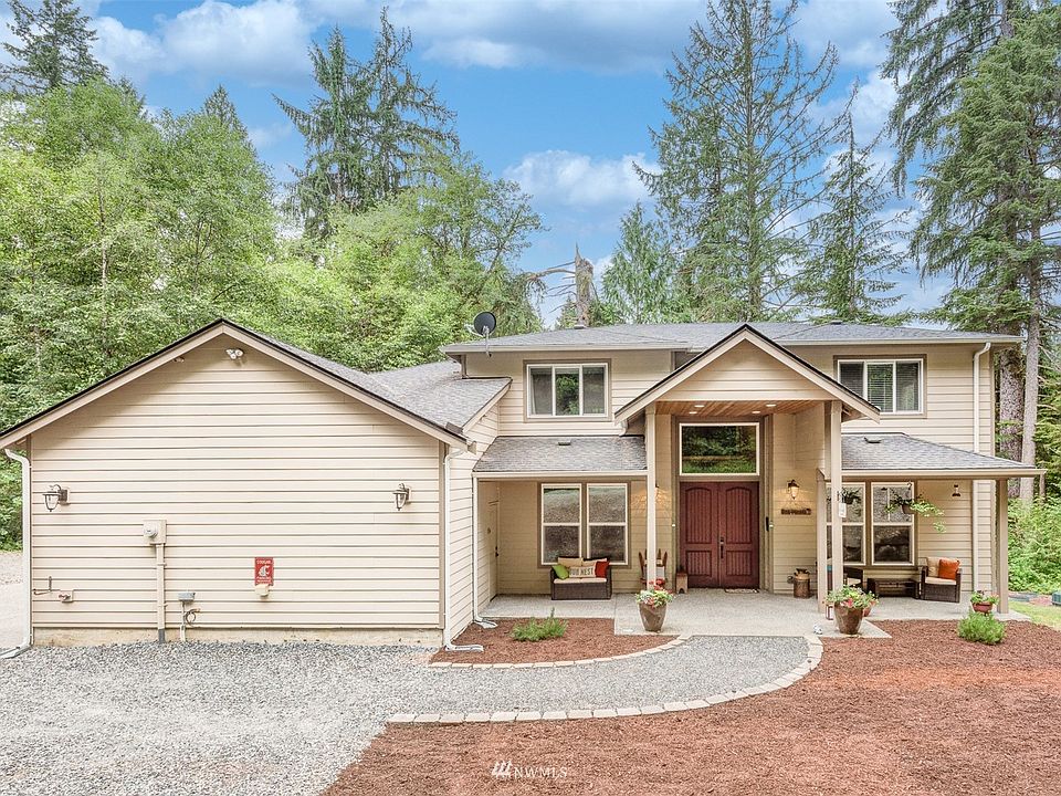 1st image of 1018 175th Ave NE