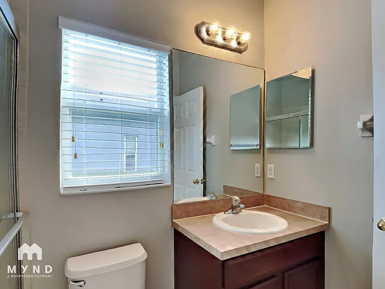 1460 Travertine Ter — Photo 19