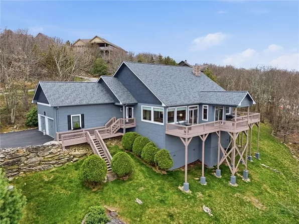 880 Algonquin Drive, Boone, NC 28607