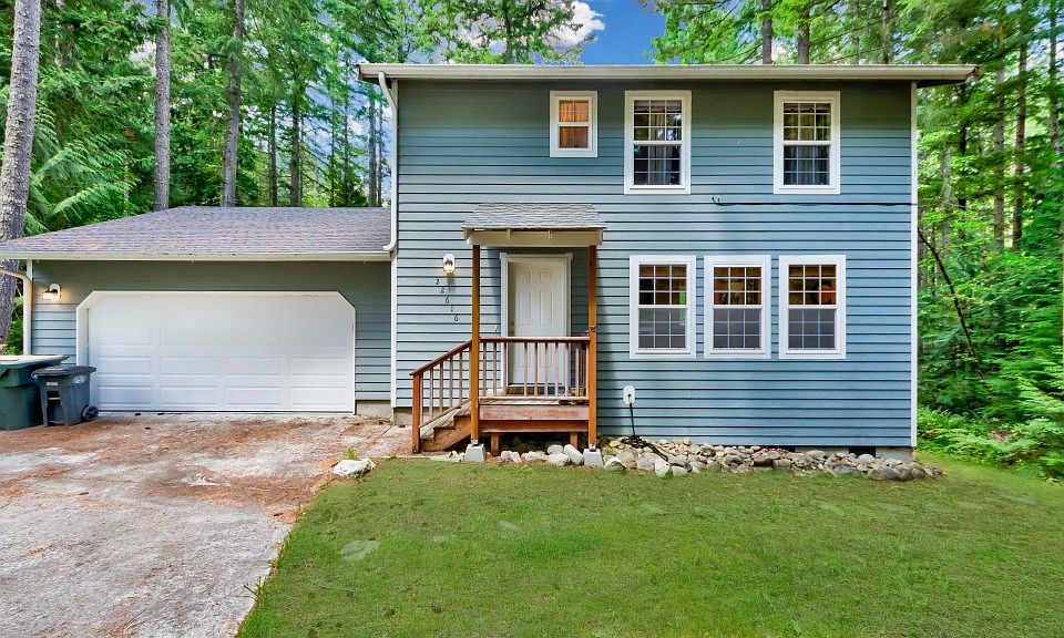 1st image of 22616 Brookside Ct SE