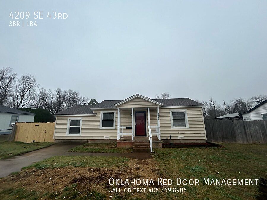 1st image of 4209 SE 43rd St