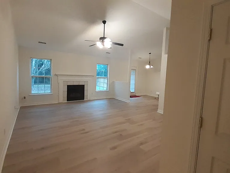 8119 Lamplighter Pl — Photo 2