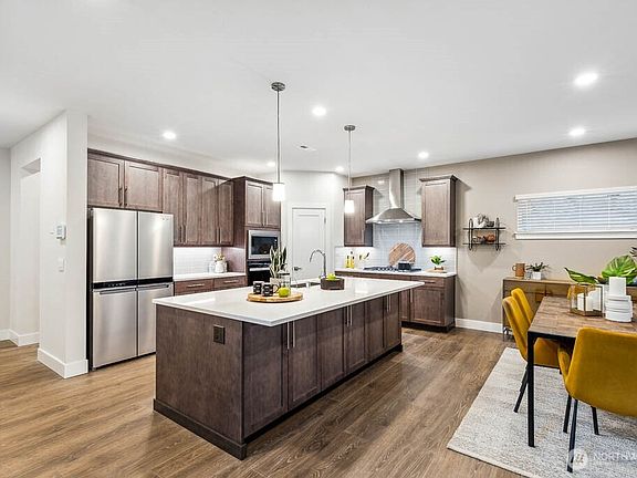 7th image of this home