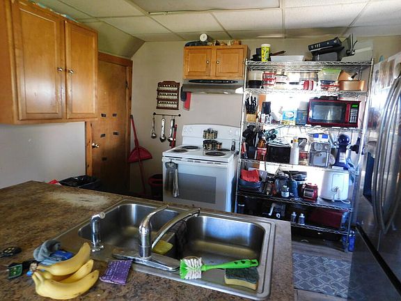 4th image of 11437 Juniata Ave