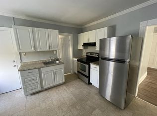 (Undisclosed Address), New London, CT 06320