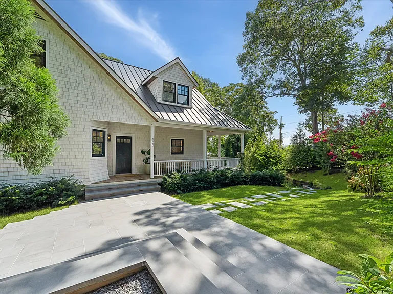 100 Cliff Dr — Photo 28