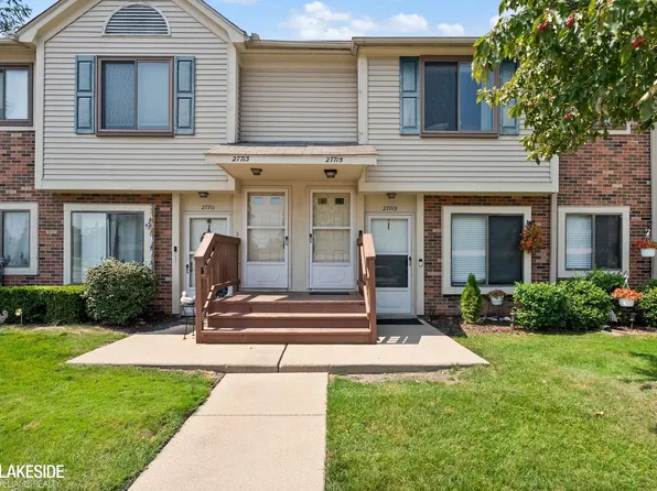 27715 Harrison Woods Ln, Harrison Township, MI 48045