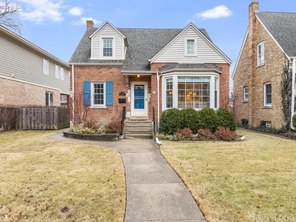109 N Lincoln Ave, Park Ridge, IL 60068