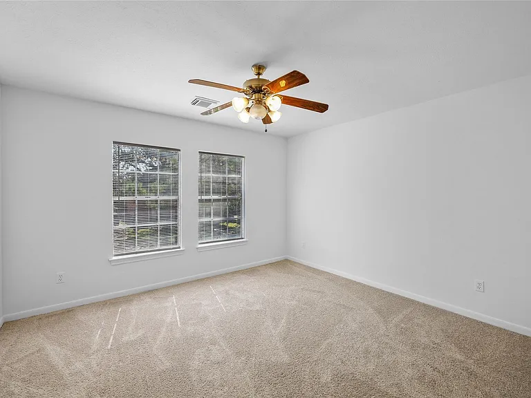 5803 Ancient Oaks Dr — Photo 30