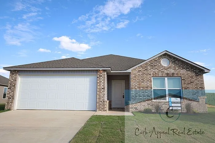 3 bed, 2.0 bath, 1400 sqft, $1,625 — Photo 1