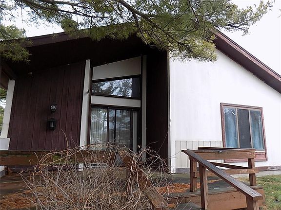 3rd image of 4030 Gamay Ln
