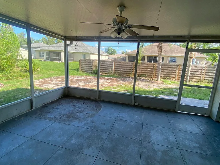7413 Crock Ave — Photo 10