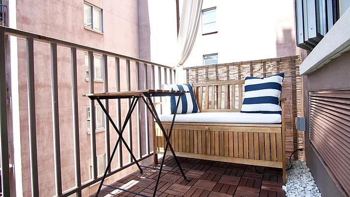 Rented by BRICK & GALO REALTY CORP | media 33