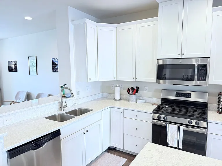 215 Quarry Point Rd — Photo 11