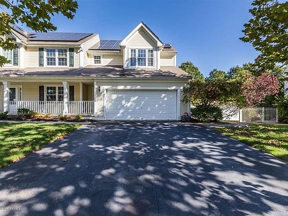 5th image of 170 Walden Woods Dr