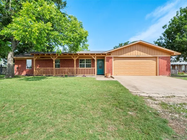 311 Dennis Rd, Lipan, TX 76462