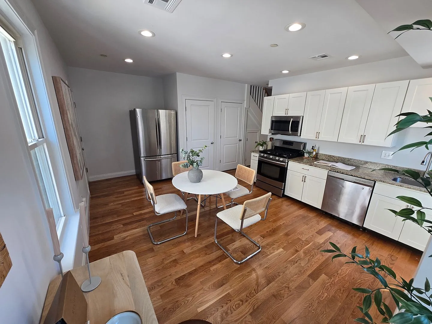355 Adams Street — Photo 2