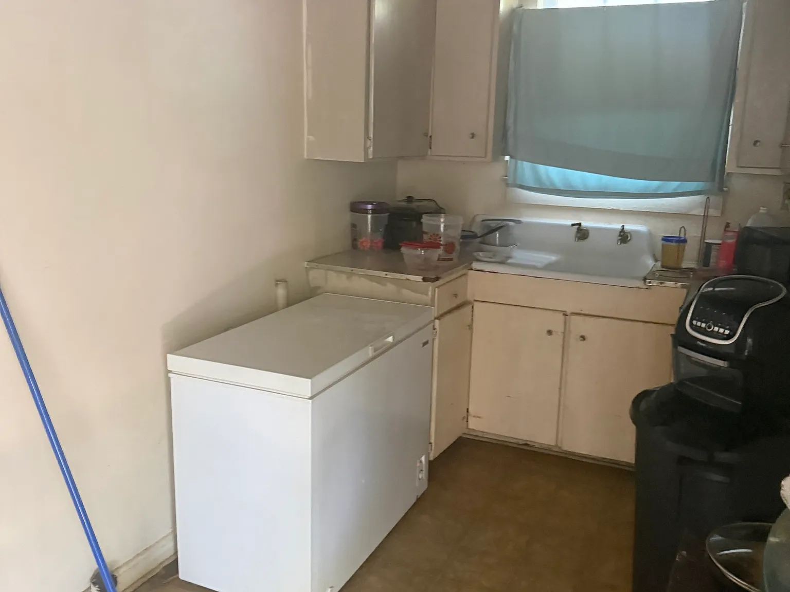 1 bed, 1.0 bath, 1307 sqft, $98,000 — Photo 4