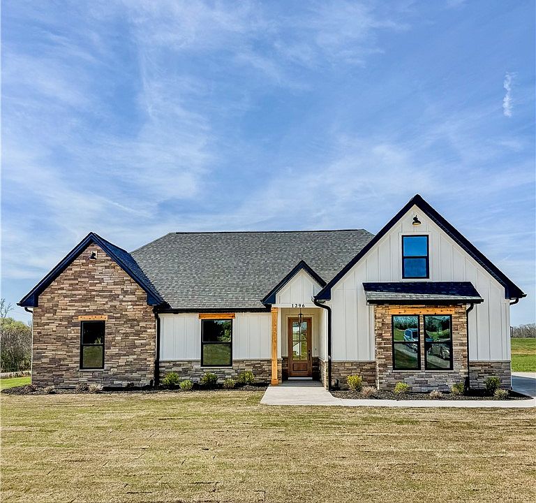 1st image of 1296 Hebron Church Rd