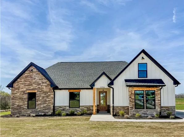 1296 Hebron Church Rd, Iva, SC 29655