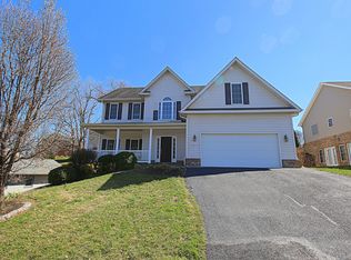 2010 Stone Mill Dr, Salem, VA 24153