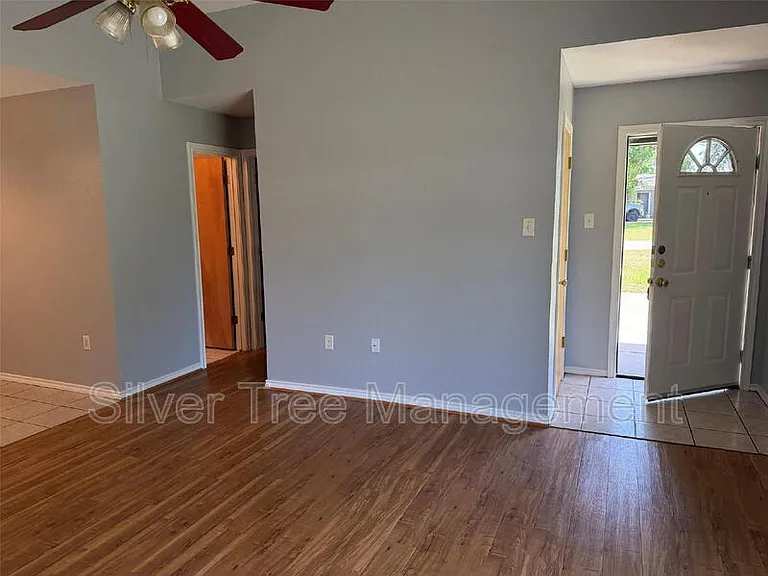 204 School House Rd — Photo 2
