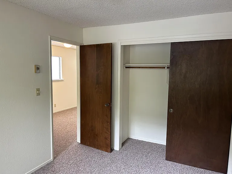526 Dana St #8 — Photo 6