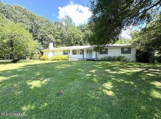 205 Hurricane Rd, Natchez, MS 39120