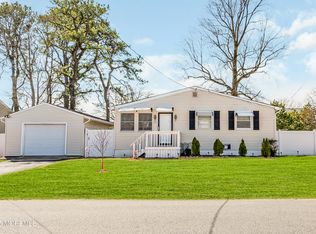 324 Georgia Dr, Brick, NJ