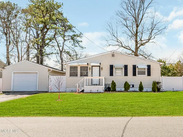 324 Georgia Drive, Brick, NJ 08723