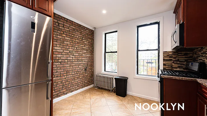Rented by Nooklyn NYC LLC | media 32