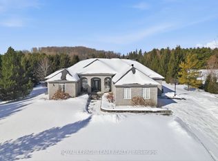 1611 Landel Dr, Ottawa, ON K2W 1C2