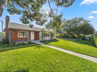 493 E 19th St #A, Costa Mesa, CA 92627