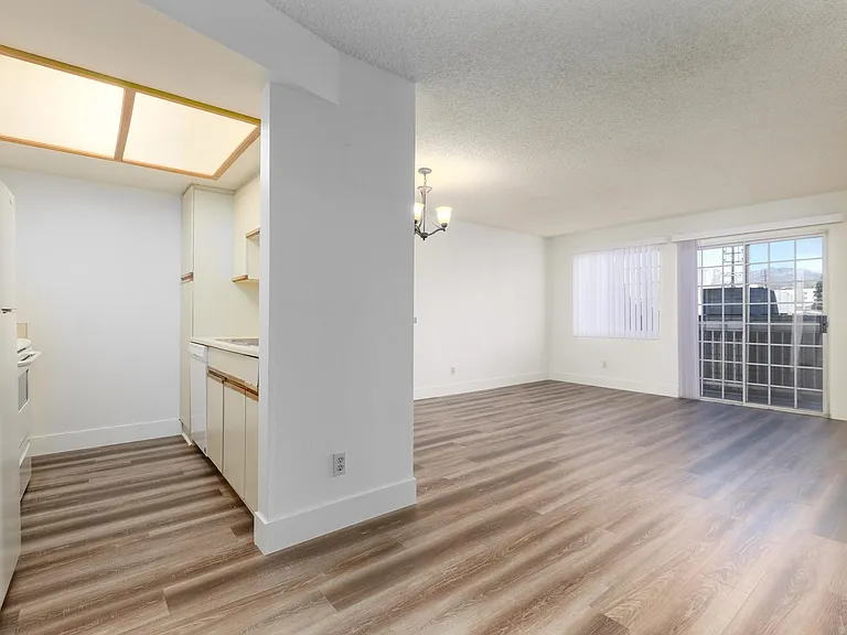 Garden View Apartments — Photo 10