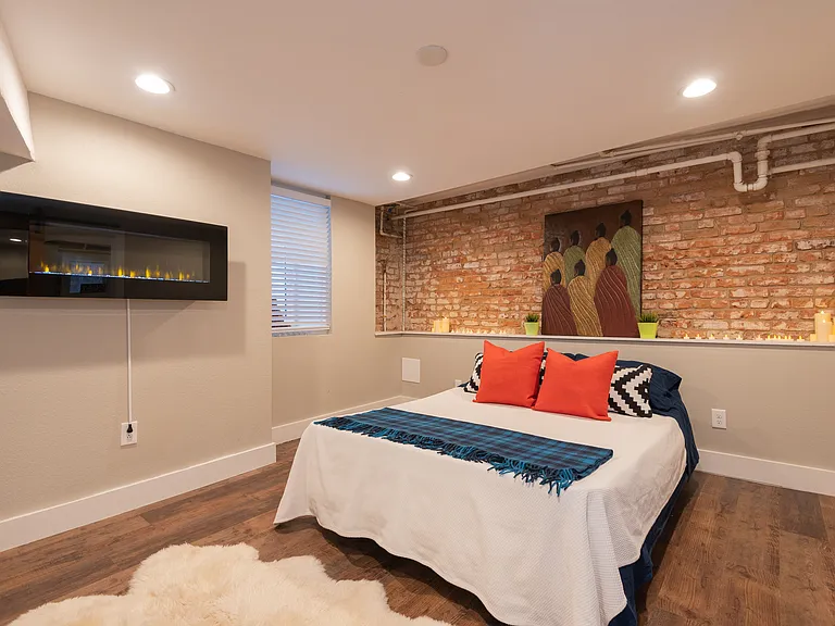 1638 N Franklin St #2 — Photo 12
