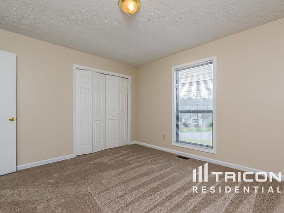 5th image of 2236 Blenheim Ct