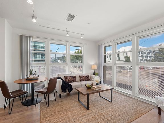 4th image of 550 Park Blvd Unit 2212