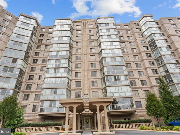 19385 Cypress Ridge Ter Unit 914, Lansdowne, VA 20176