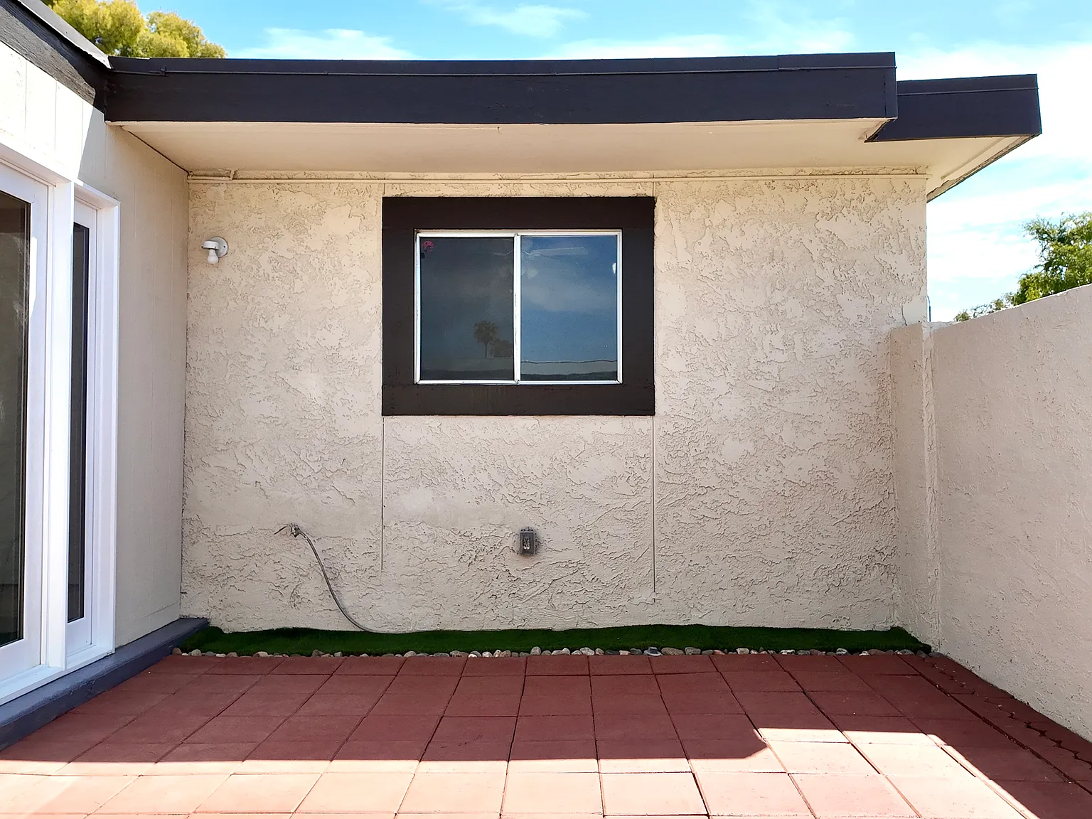 2 bed, 784 sqft, $1,800 — Photo 3