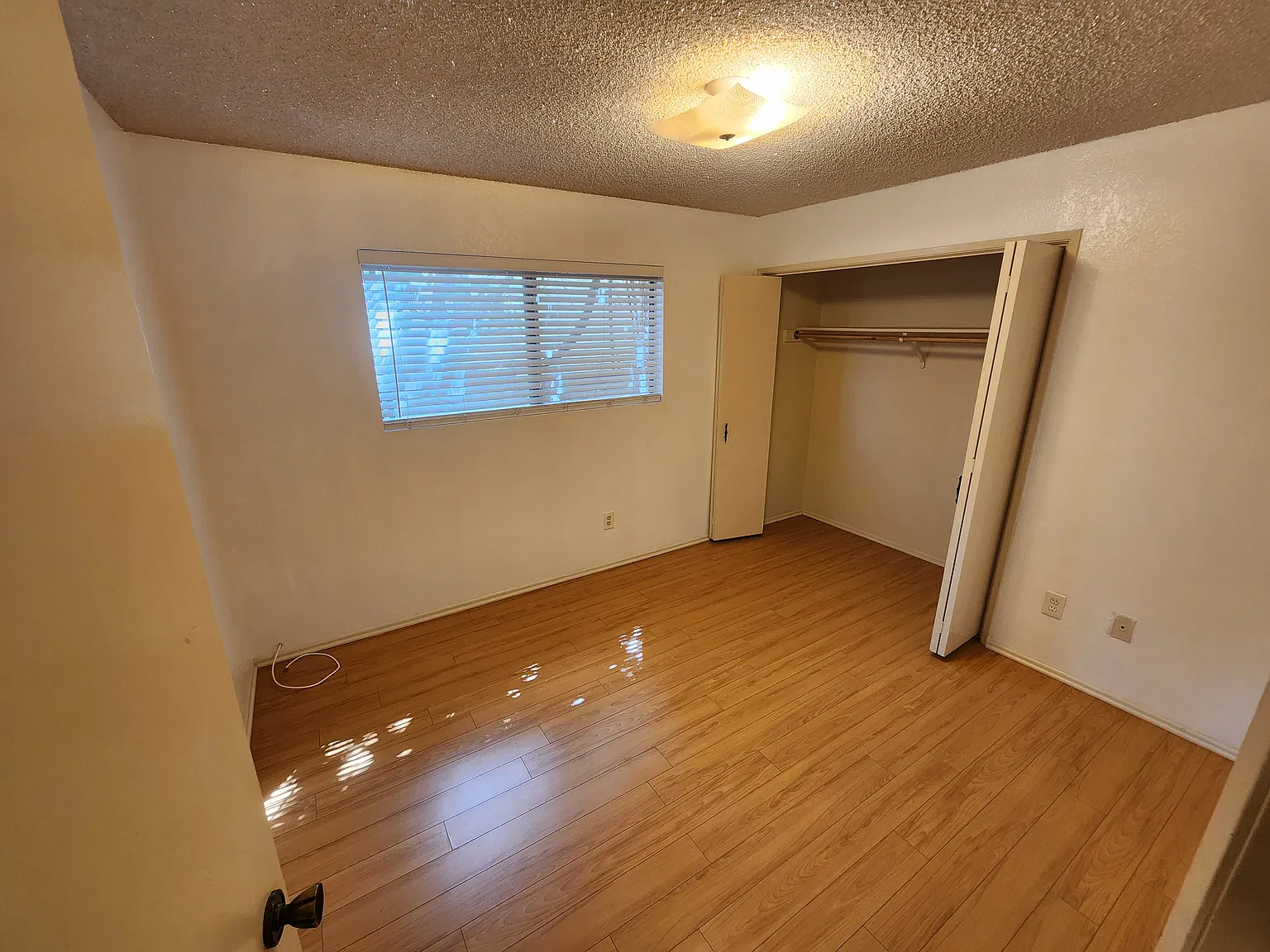 2 bed, 850 sqft, $2,850 — Photo 3