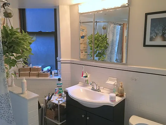 Rented by Salizzoni Realty | media 16