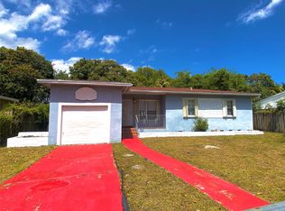 1525 NE 149th St, Miami, FL 33161