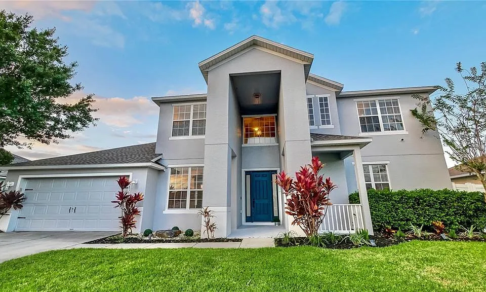 3833 Siskin Dr