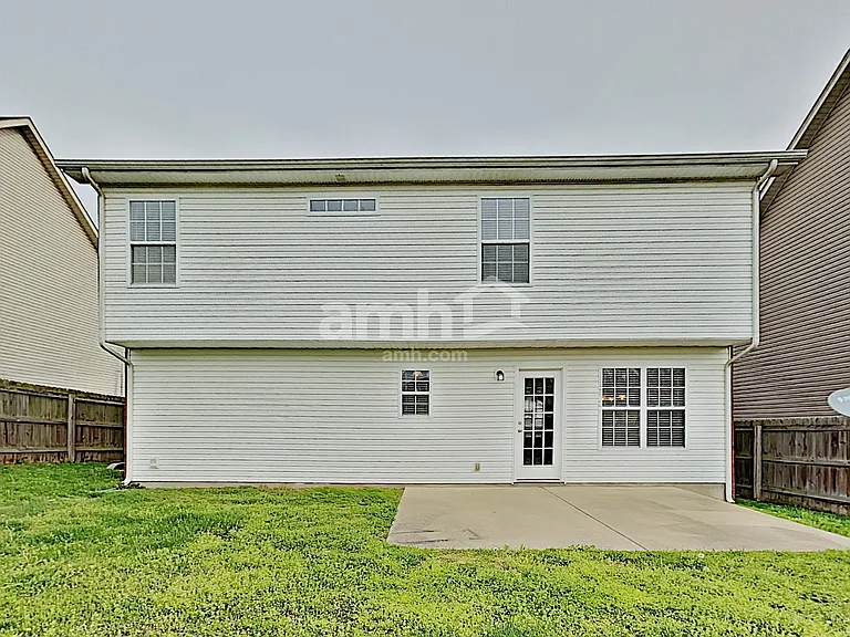 105 Tulip Grove Point — Photo 16