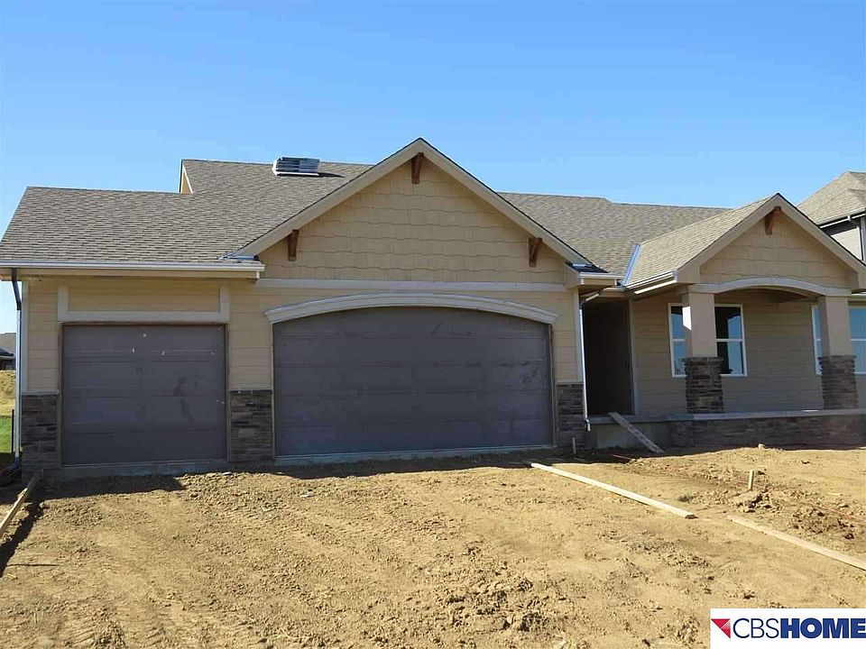 1st image of 2724 N 189th St