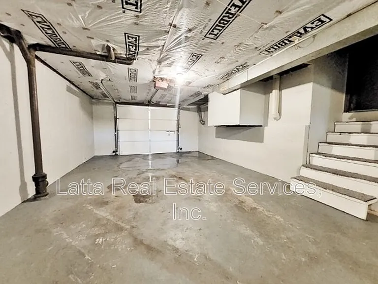 1303 SW Sunset St — Photo 11