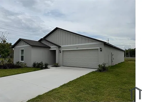2167 Lone Oak Ln — Photo 2