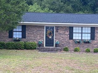 29 Roberson Way, Waycross, GA 31503