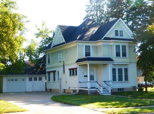 207 W 4th St, Marshfield, WI 54449